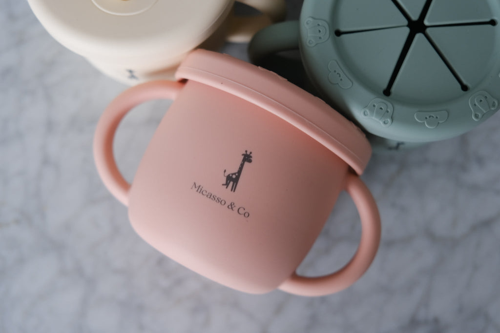 Tasse d'apprentissage 2 en 1 pour collation et liquide
